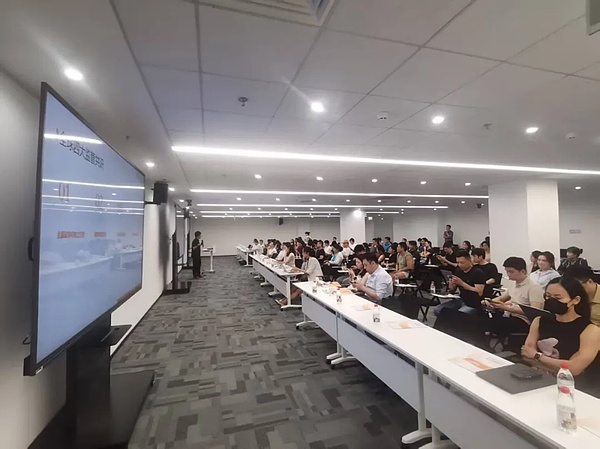 当传统援助体系失灵：区块链如何成为危机中的生命线