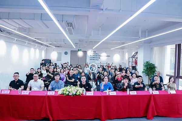 Friend.Tech：一场来得快去得更快的社交金融泡沫