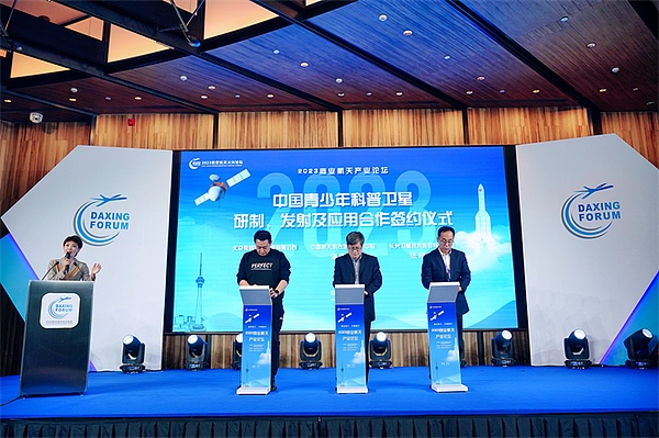 XRP惊现地板价预警：分析师深度解读0.1美元可能性