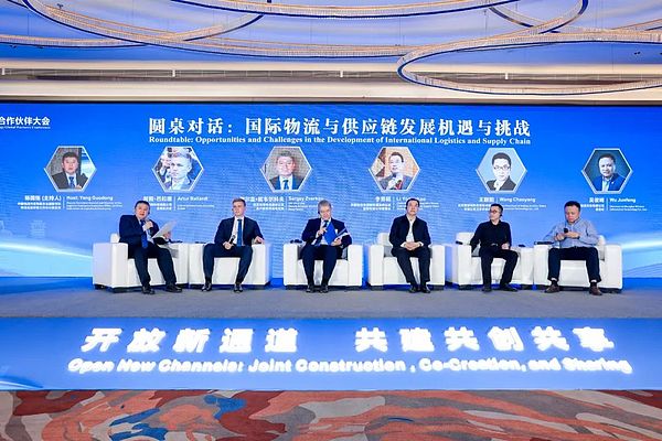 加密货币牛市进入中场休息？看懂BTC与ETH的跷跷板效应