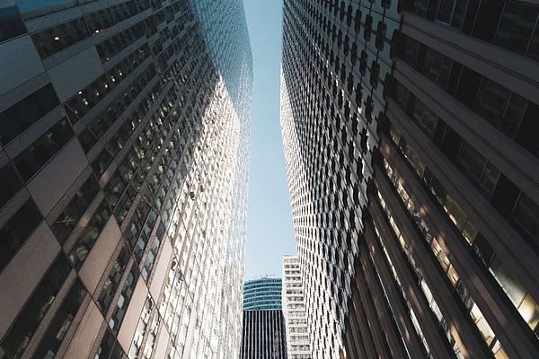 加密市场三季度风云录：当比特币遇见监管风暴